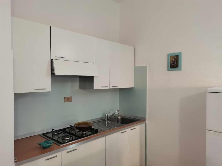 Casa Di Lu' - Bilocale Con Giardino - Porto Pollo Apartment Ngoại thất bức ảnh